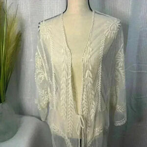 Desheng Women’s Lace Coverup Kimono Cardigan Ornate Embroidery Design One Size